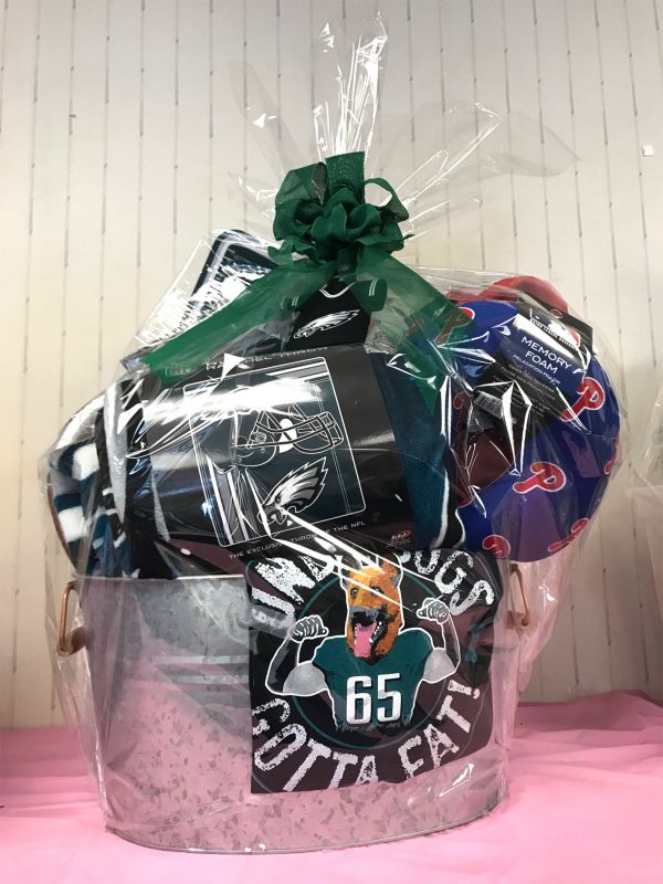 "Sports Fan Special" Basket